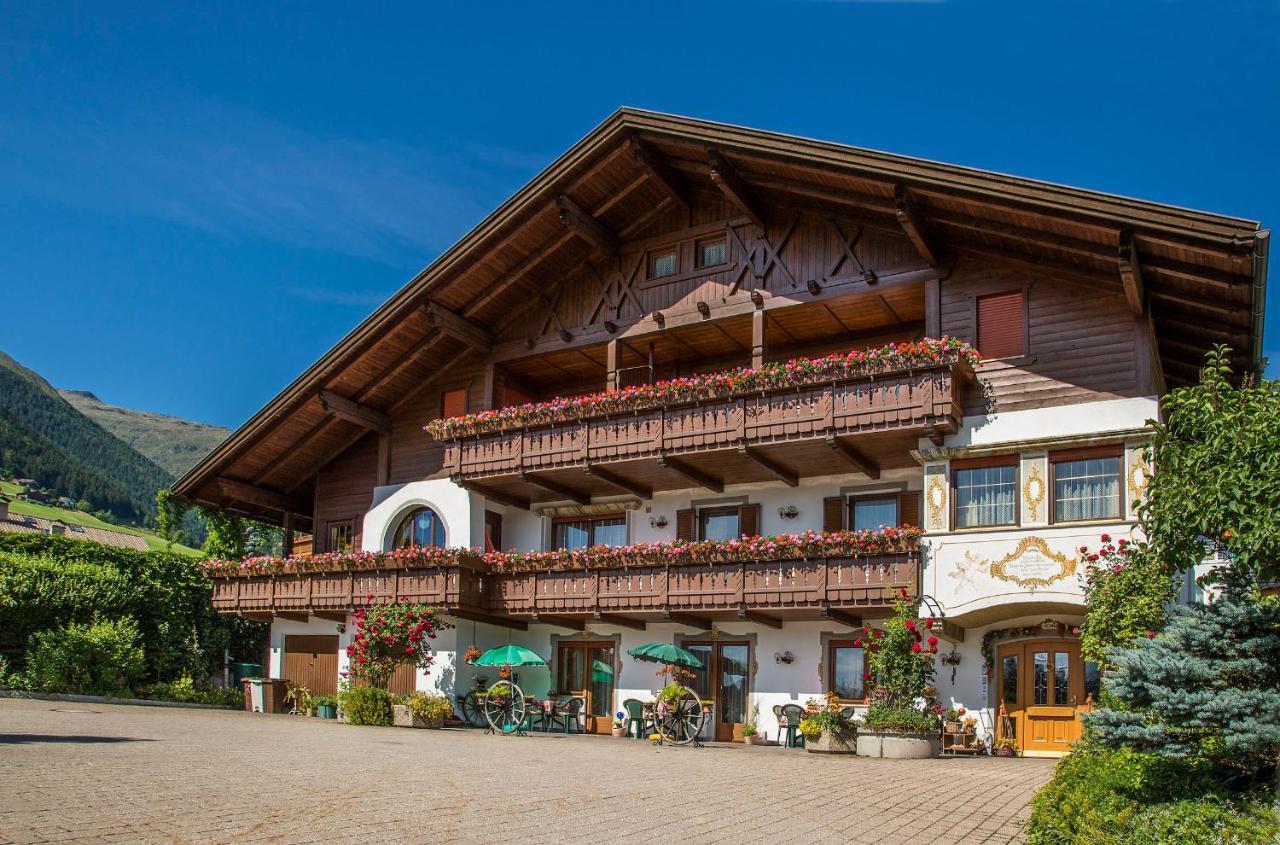 Gaestehaus Marianne Terenten エクステリア 写真